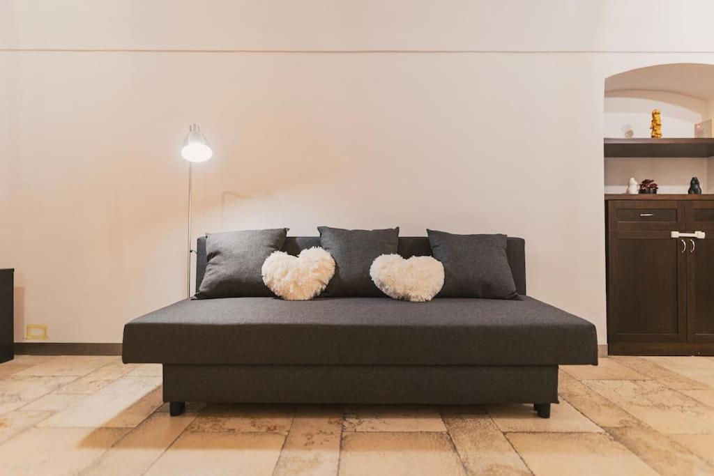 Trani -Suite ❉Marmor - Elegante Casa Storica ❉ ภายนอก รูปภาพ